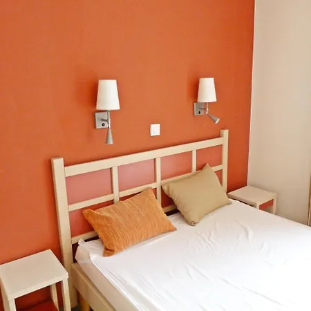 Apartment Cap Esterel : 2 Pieces Rez De Jardin Mer - C4 279la *